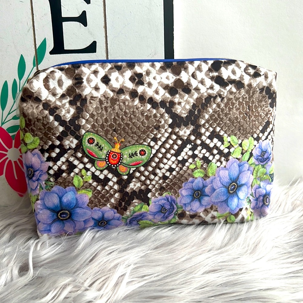 NWOT Estée Lauder Fabric butterfly Cosmetic Bag